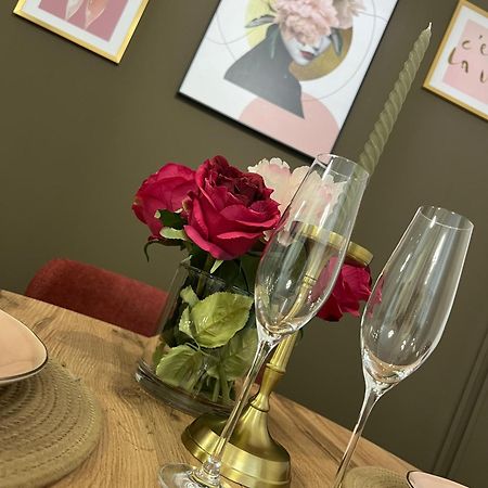 Apartament Judy Oradea Bagian luar foto